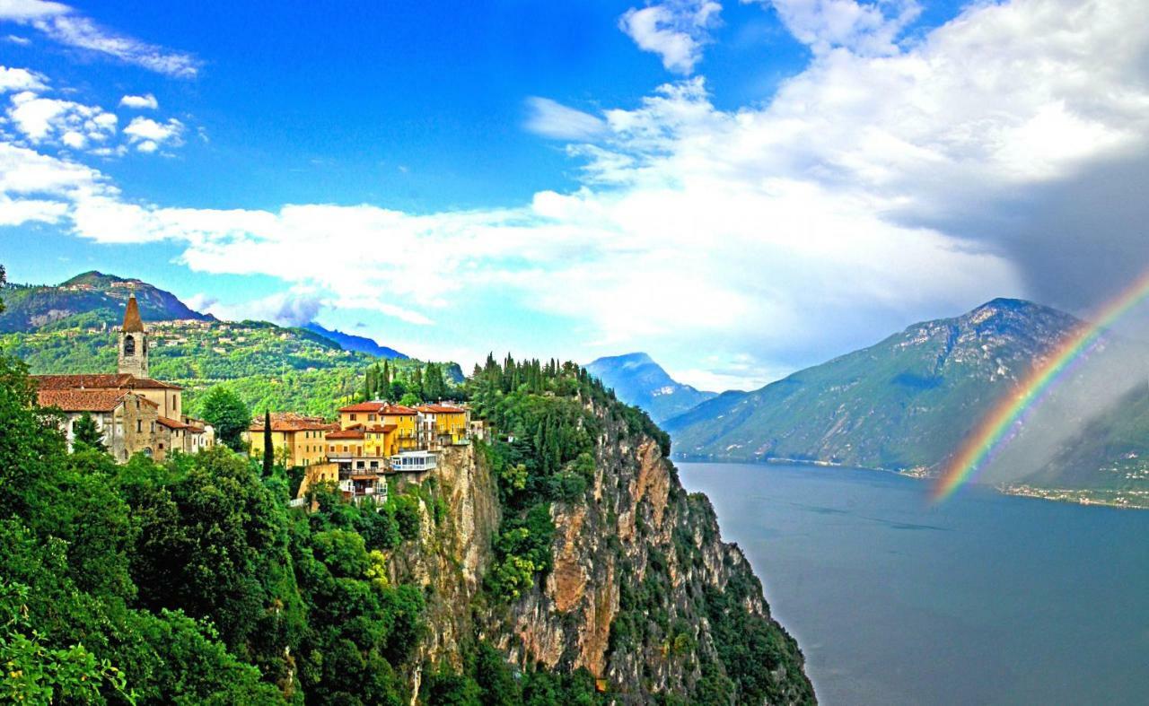 La Quiete 27 Lake View By Gardadomusmea Tremosine Exterior foto